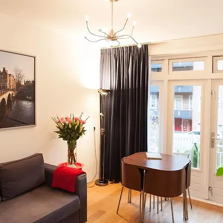 West بيت ضيافة