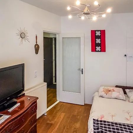 West Амстердам