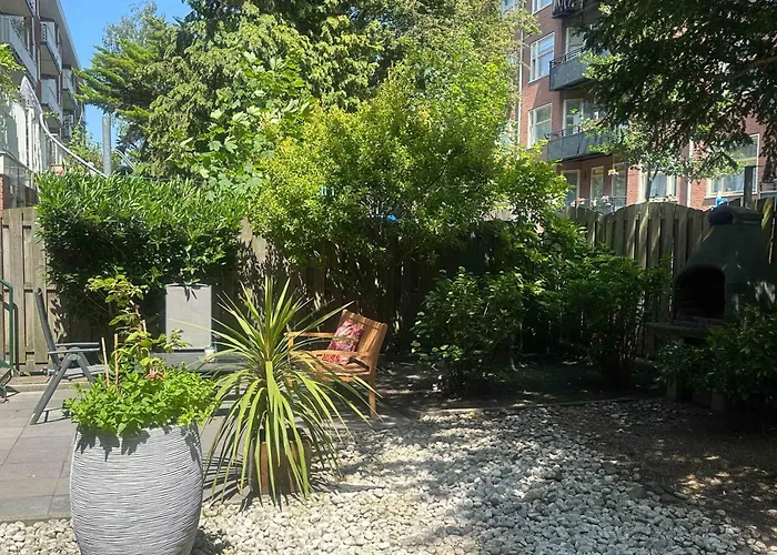 West Гостевой дом Амстердам