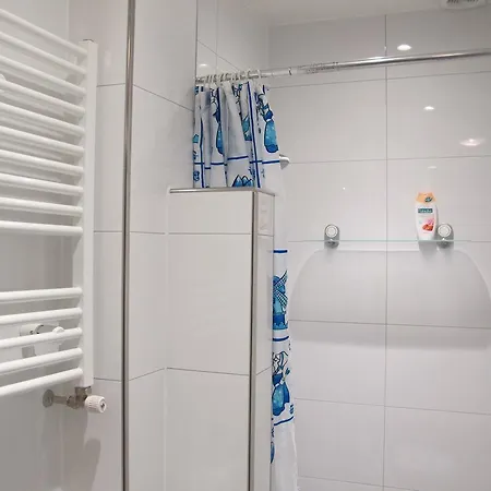 Gasthuis West 4*